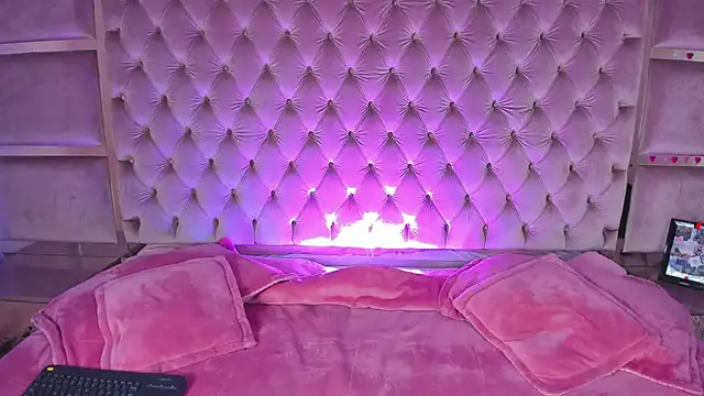 Harii 02 online show from 10.12.25