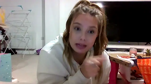 Krystal Tx online show from 10.31.25