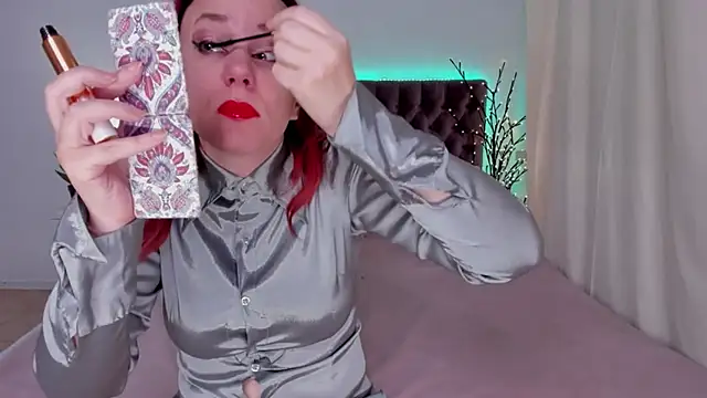 KristiVegass online show from 12.19.24