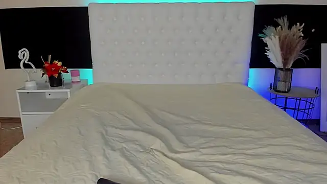 KristiVegass online show from 03.08.25