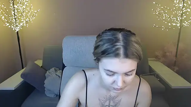 Snapshot of Ritaneer chatting on 12.04.24 Ritaneer online show from 12.04.24