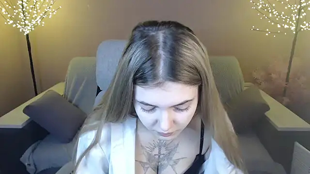 Snapshot of Ritaneer chatting on 12.06.24 Ritaneer online show from 12.06.24