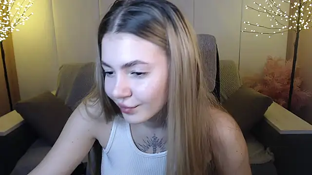Snapshot of Ritaneer chatting on 01.08.25 Ritaneer online show from 01.08.25