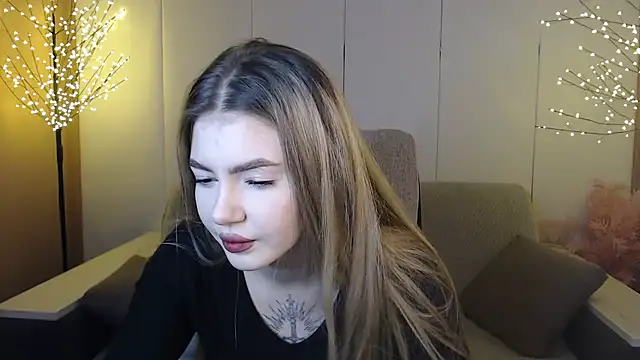 Snapshot of Ritaneer chatting on 01.21.25 Ritaneer online show from 01.21.25