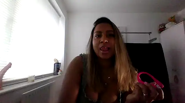 TEMPTING-TAMMY online show from 01.08.25