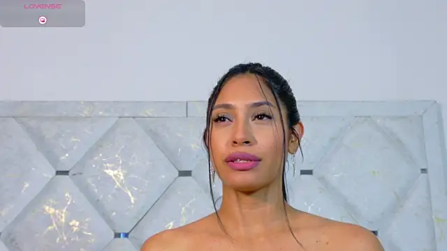 Anna risse online show from 12.04.25