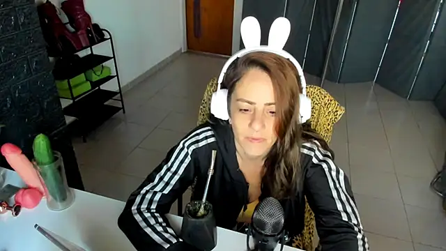 jessiburningheels online show from 02.26.25