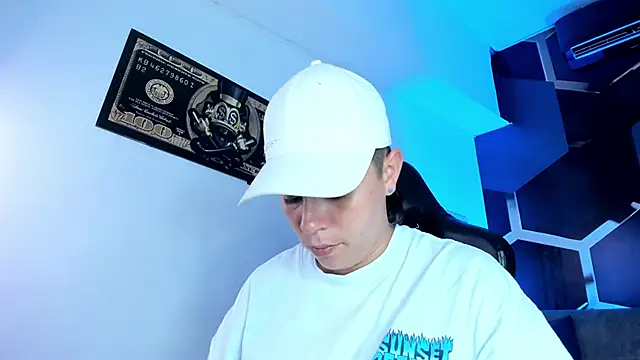 AbbySmiitth  online show from 11.10.25