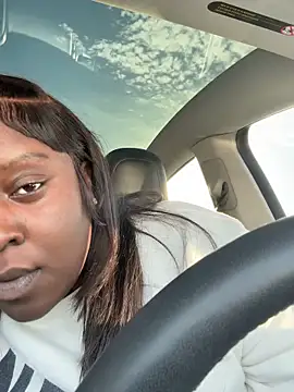 Snapshot of Insultedbalceni chatting on 02.07.26 Insultedbalceni online show from 02.07.26