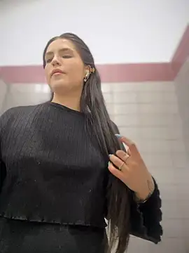 meow girl online show from 12.08.24