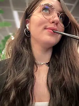 meow girl online show from 09.18.25