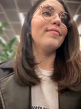 meow girl online show from 10.06.25