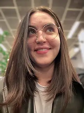 meow girl online show from 10.08.25