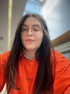 Snapshot of meow_girl chatting on 06.11.26 meow girl online show from 06.11.26