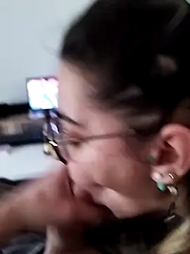 Snapshot of zil56 chatting on 02.25.26 zil56 online show from 02.25.26