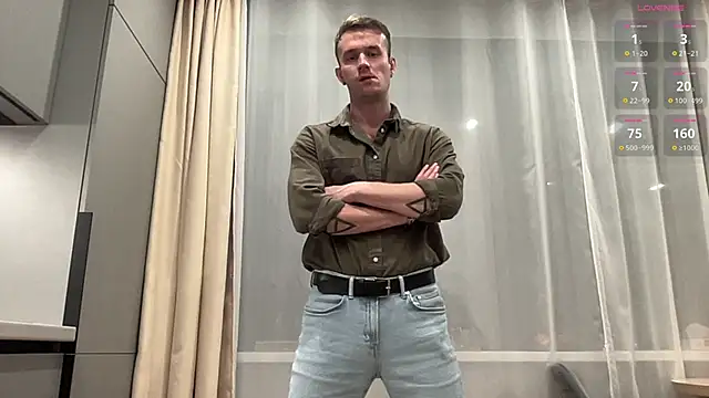 Snapshot of cute_mark chatting on 11.03.25 cute mark online show from 11.03.25