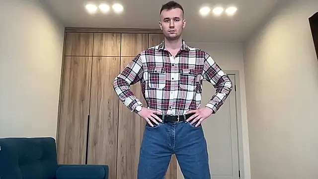 Snapshot of cute_mark chatting on 03.25.26 cute mark online show from 03.25.26