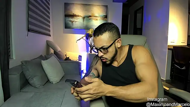 Maximo Marcelo online show from 03.18.25