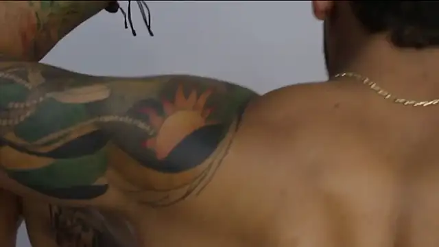 Maximo Marcelo online show from 10.15.25