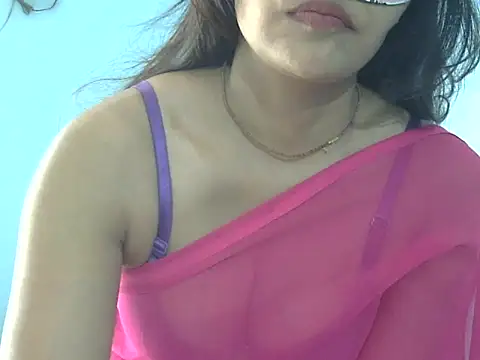 Snapshot of Nehasingh2024 chatting on 03.17.26 Nehasingh2024 online show from 03.17.26