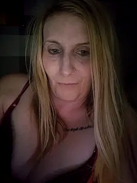 Northern Tease online show from 04.03.26