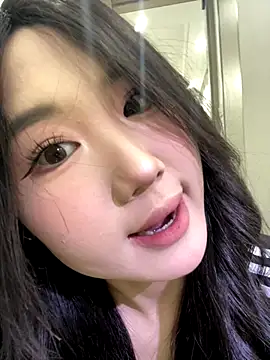 xyebobs online show from 12.02.25