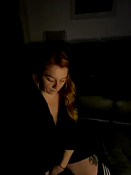 Snapshot of Stoner_BarbieXX chatting on 11.21.25 Stoner BarbieXX online show from 11.21.25