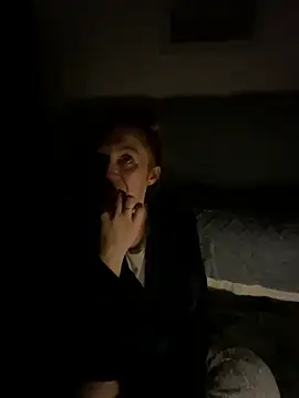 Snapshot of Stoner_BarbieXX chatting on 11.30.25 Stoner BarbieXX online show from 11.30.25