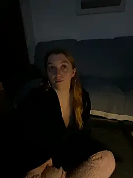 Snapshot of Stoner_BarbieXX chatting on 03.11.26 Stoner BarbieXX online show from 03.11.26