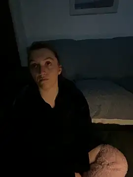 Snapshot of Stoner_BarbieXX chatting on 04.05.26 Stoner BarbieXX online show from 04.05.26