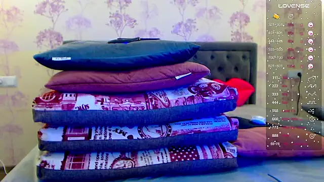  Sexy-Mia  online show from 01.10.25