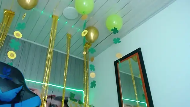 zoe connor19 online show from 03.20.25