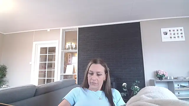 Xena UK online show from 12.13.24