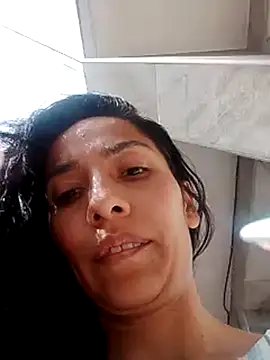 chloewildd  online show from 02.20.25