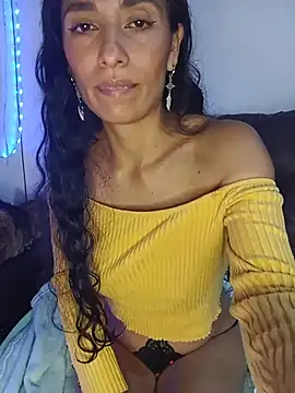chloewildd  online show from 06.07.26
