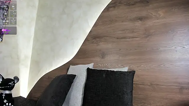 Morgan Hilll  online show from 03.20.25