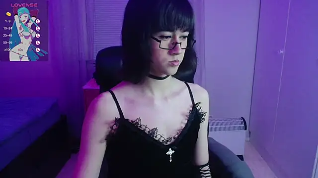 lewd pillows online show from 03.04.25