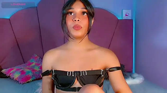 ValentinaMarinn online show from 12.14.24