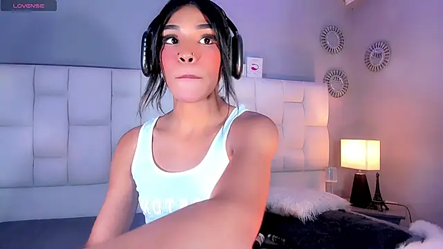 ValentinaMarinn online show from 12.21.24