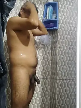 Snapshot of Tu_papi_69_ chatting on 11.08.25 Tu papi 69 online show from 11.08.25