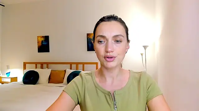 LovelyeeMia online show from 12.04.24