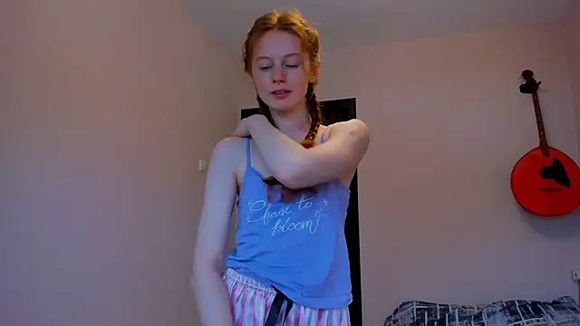 Fire Luna online show from 12.12.24