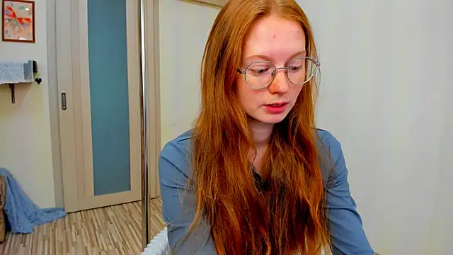 Fire Luna online show from 10.07.25