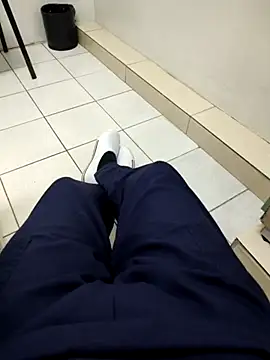 gatmoreno1 online show from 09.23.25