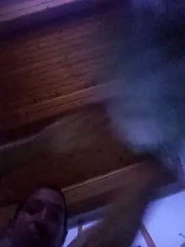 Snapshot of Filipradka chatting on 09.08.25 Filipradka online show from 09.08.25