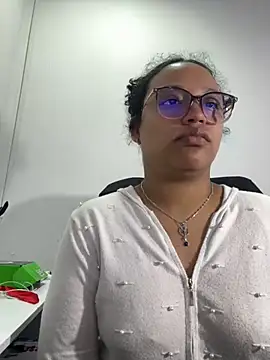 Snapshot of angela_angels_ chatting on 09.24.25 angela angels  online show from 09.24.25