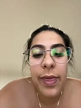 Snapshot of cheke42000 chatting on 12.28.24 cheke42000 online show from 12.28.24