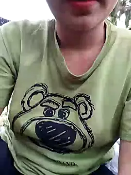 Betty20zx online show from 12.25.24