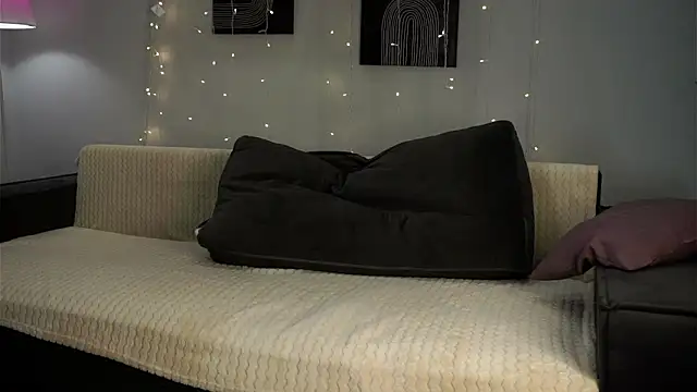 DawnAcreman online show from 01.18.25