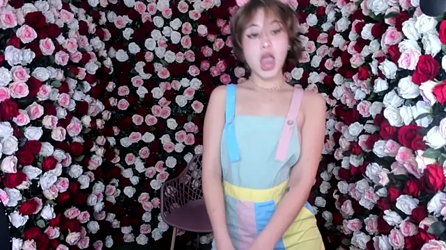 Snapshot of Hellen_coy chatting on 01.19.25 Hellen coy online show from 01.19.25